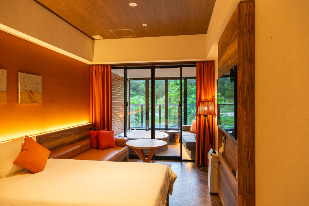 【恋人との沖縄旅に】TWIN-LINE HOTELで過ごす、大人のご褒美ステイ!ジャングリアに最適なホテル! 6 IMG 7659