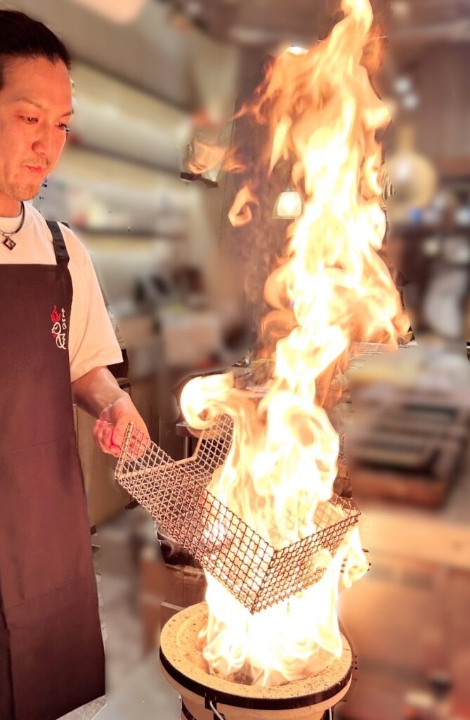 火柱が上がるライブ感!「焼鳥ごう久茂地店」が那覇にオープン 4 b9f833fd9ff59dfbe921b48c474bbb40