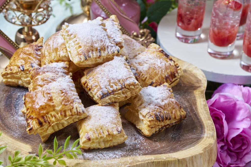 ダブルツリー沖縄北谷でストロベリービュッフェ開催 5 sub4 21