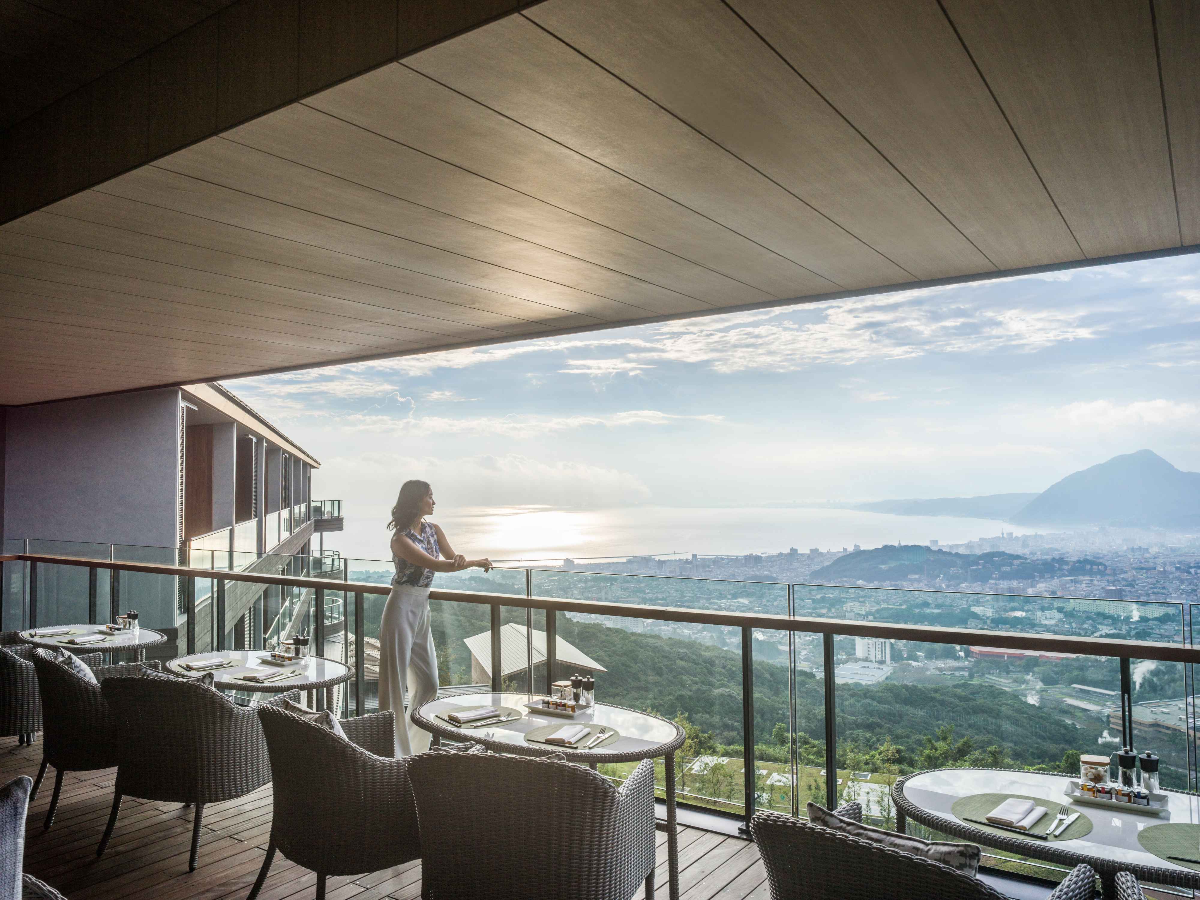 IHGホテルズ、沖縄含む対象施設で最大25%オフのキャンペーン実施 1 main 26