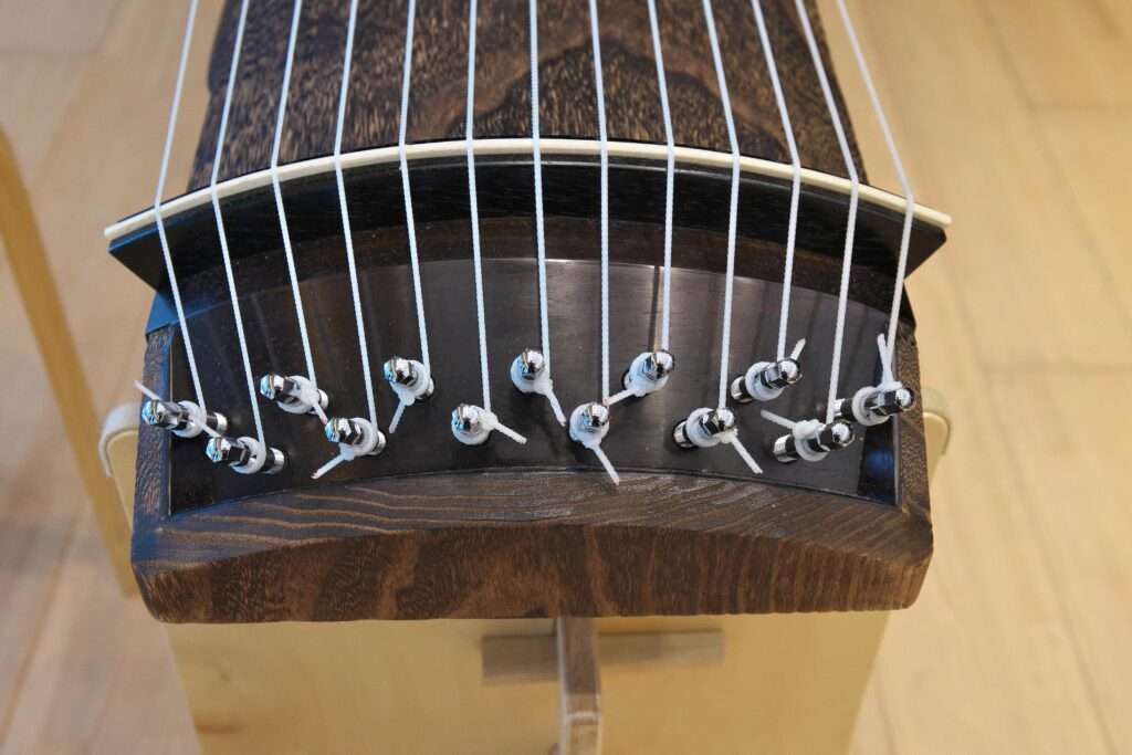 琉球箏の低音域を拡張 新楽器「琉球箏低十三絃」試作1号を初公開 3 sub11 5