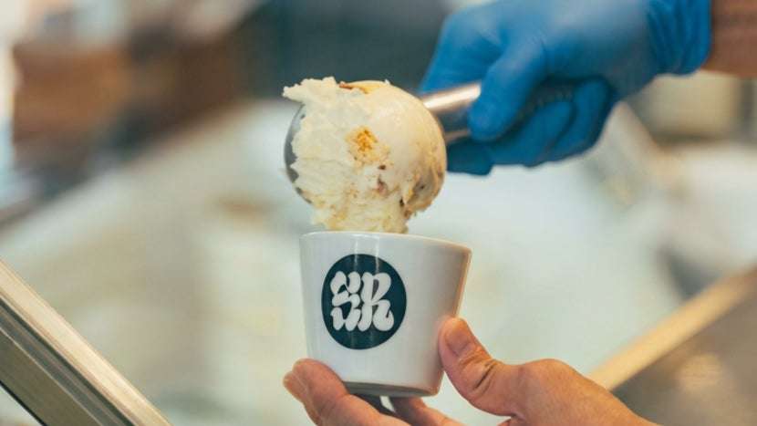 地元の素材を活かしたSRのアイスクリーム