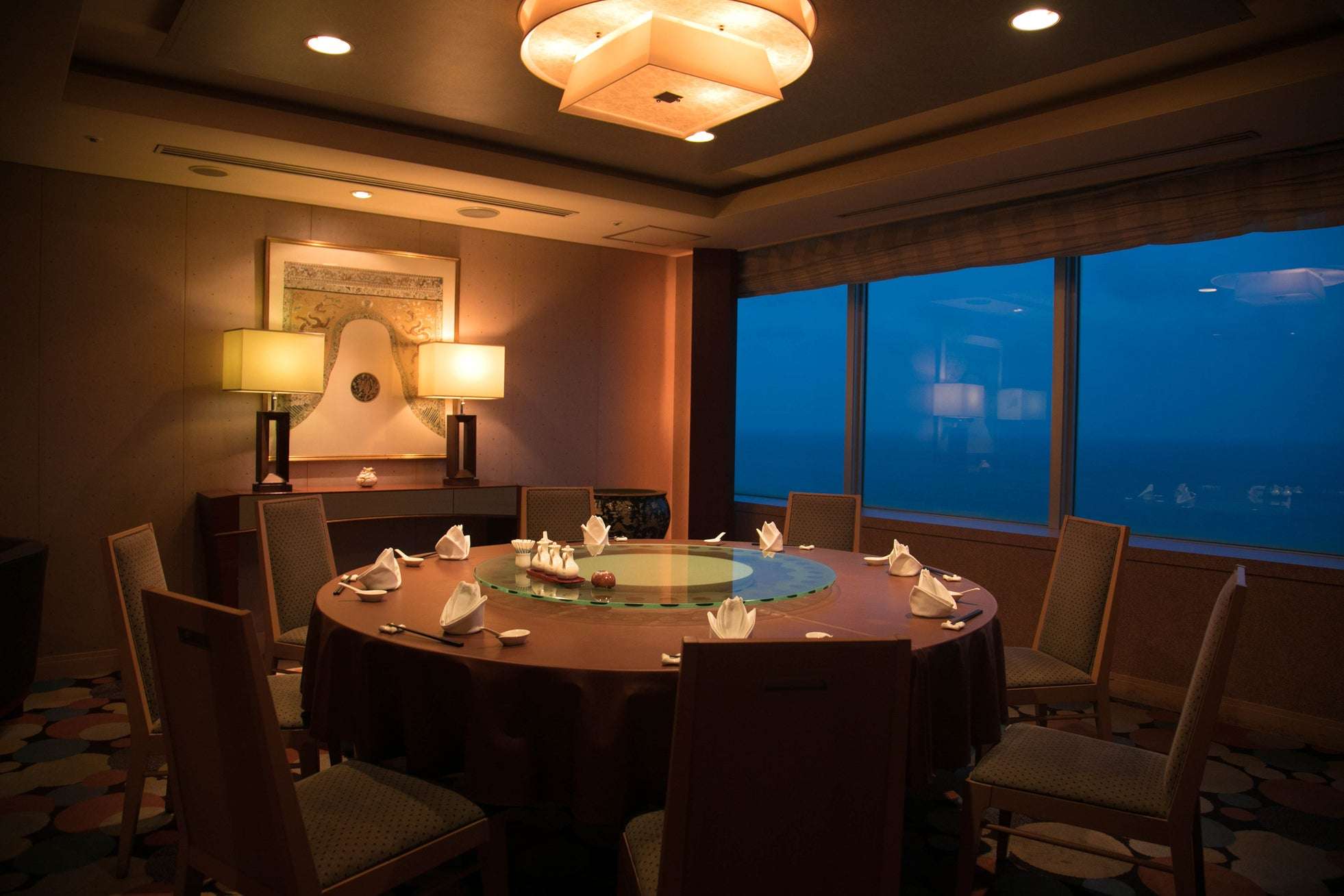 プライベートな会食に最適な個室「自然（ツーラン）」