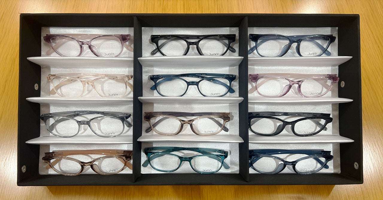 無償提供の対象となるジュニア向けフレーム。軽量で安全な素材を使用