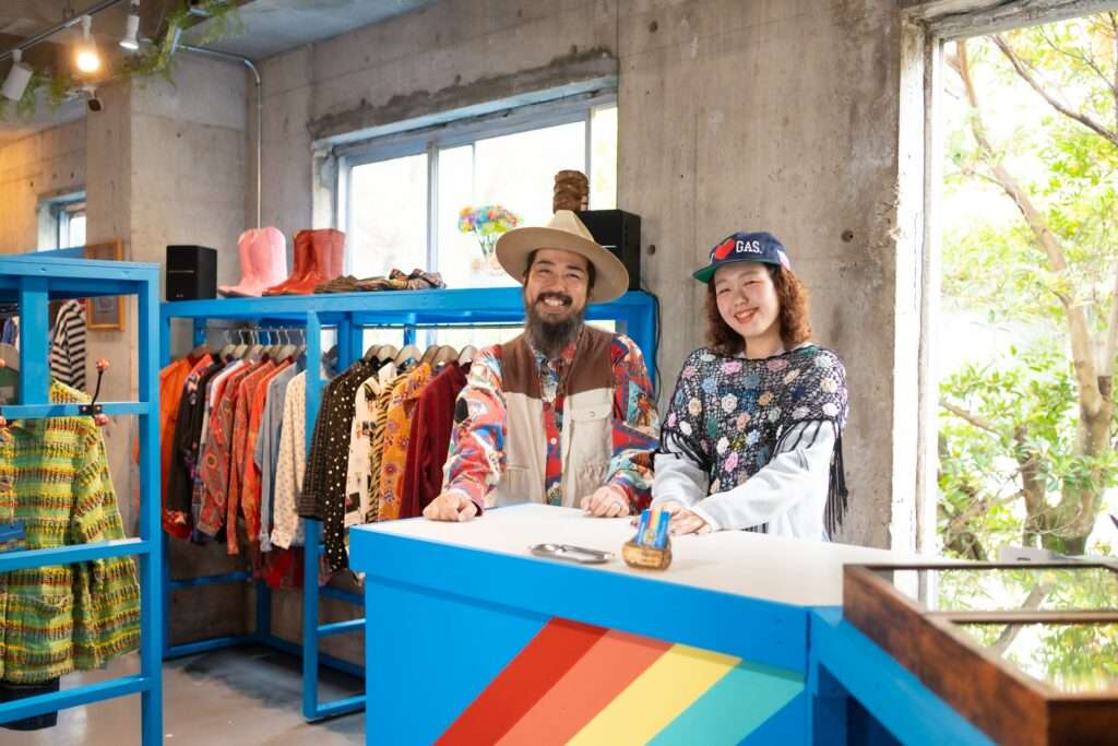 那覇・浮島通りに古着店「PEACEFUL VALLEY.」の2号店が誕生 3 PEACEFULVALLEY Owner